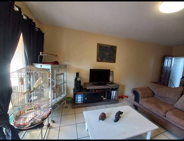 2 BEDROOM SECTIONAL TITLE FOR SALE IN PARKRAND